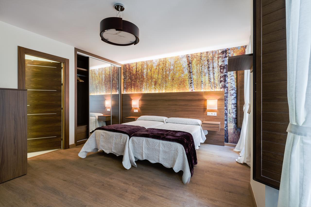 Hostal Arriola Granada Bagian luar foto