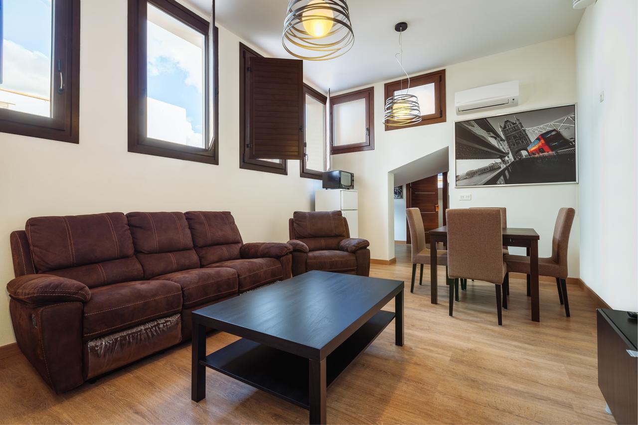 Hostal Arriola Granada Bagian luar foto