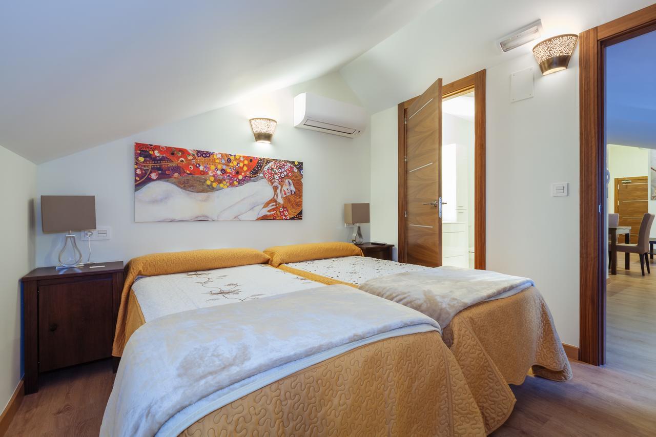 Hostal Arriola Granada Bagian luar foto