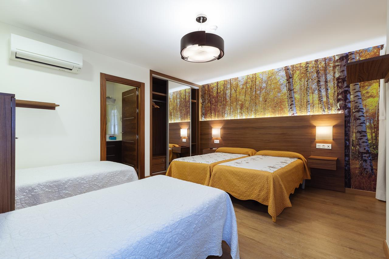 Hostal Arriola Granada Bagian luar foto
